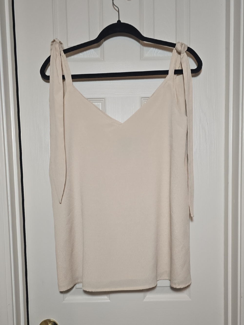 Judith March Cream Tie-Shoulder V-Neck Camisole